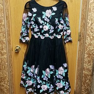 Chi Chi London Tulle&Floral Embroidered midi dress